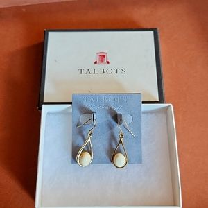 Talbots gold tone drop earrings beige stone